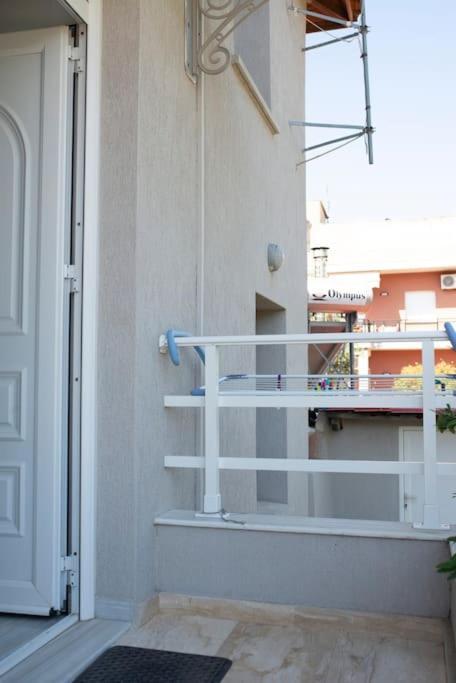 Anadora 2: Hospitable Stone House With Yard Appartement Alexandroupolis Buitenkant foto